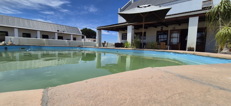 5 Bedroom Property for Sale in Cape Farms Western Cape